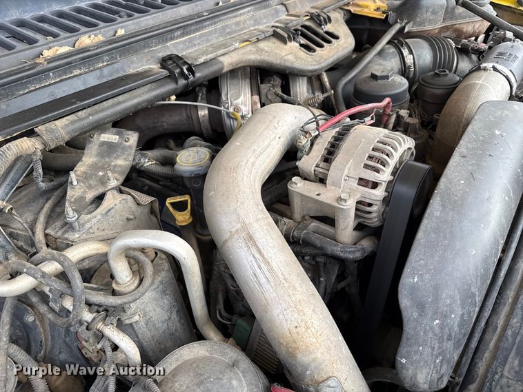 image for item EP2765 2005 Ford F250 Super Duty Crew Cab pickup truck