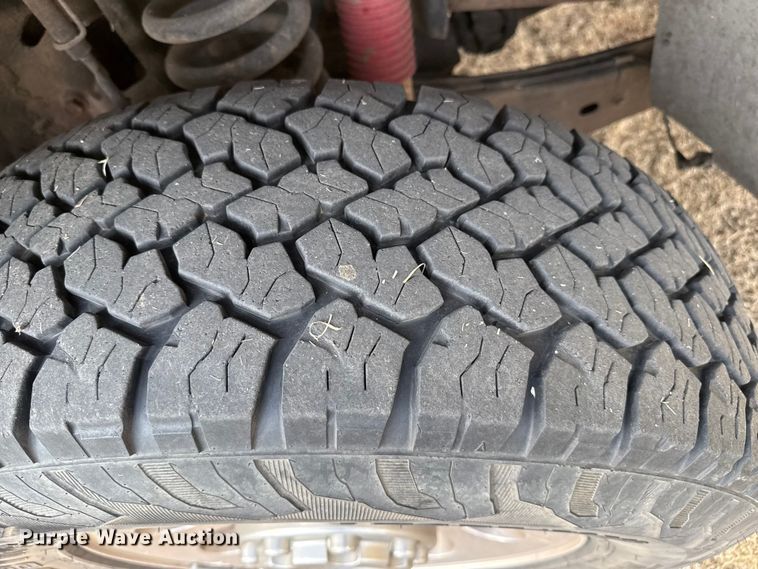 image for item EP2765 2005 Ford F250 Super Duty Crew Cab pickup truck