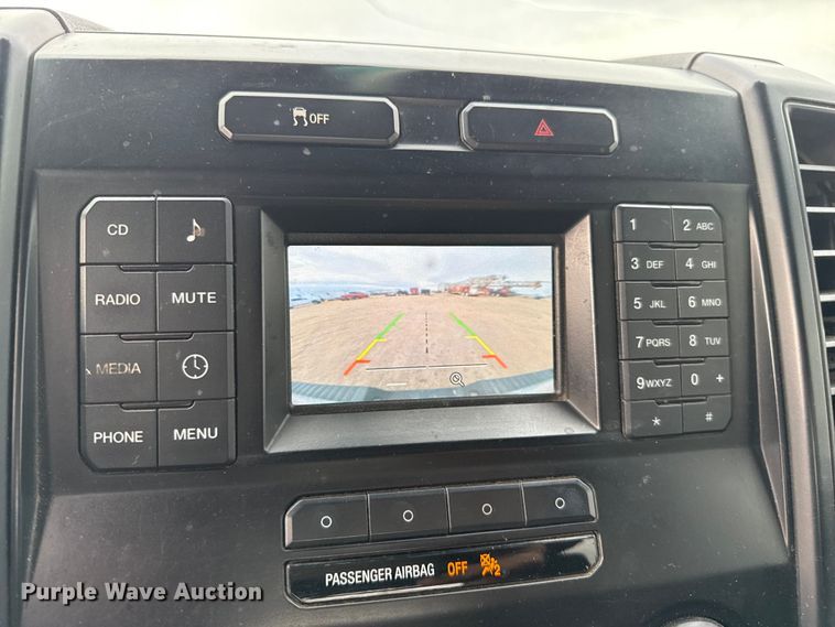 image for item EP2766 2015 Ford F150 Crew Cab pickup truck