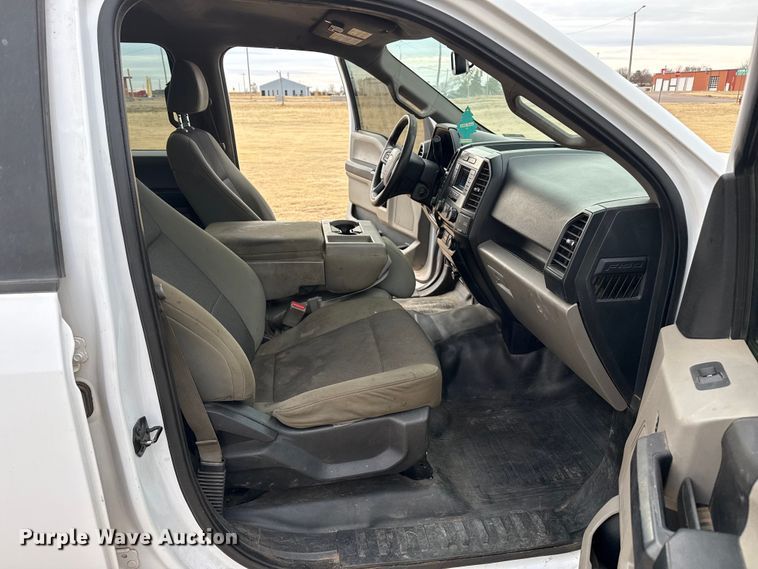 image for item EP2766 2015 Ford F150 Crew Cab pickup truck