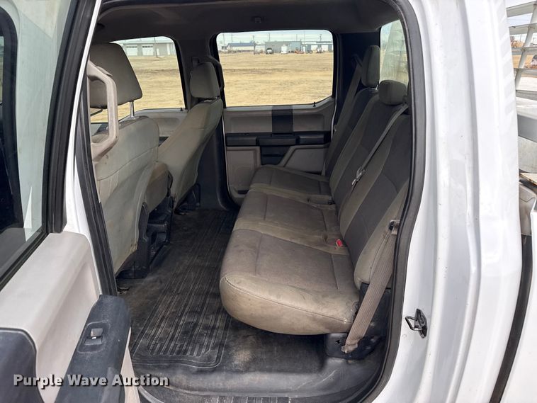 image for item EP2766 2015 Ford F150 Crew Cab pickup truck