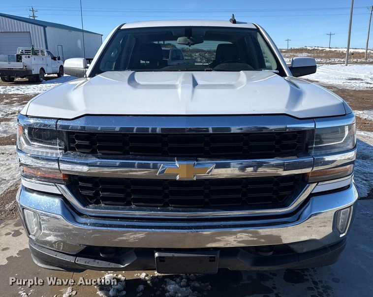 image for item EP2770 2017 Chevrolet Silverado 1500 Crew Cab pickup truck