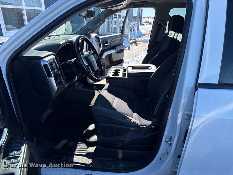 image for item EP2770 2017 Chevrolet Silverado 1500 Crew Cab pickup truck