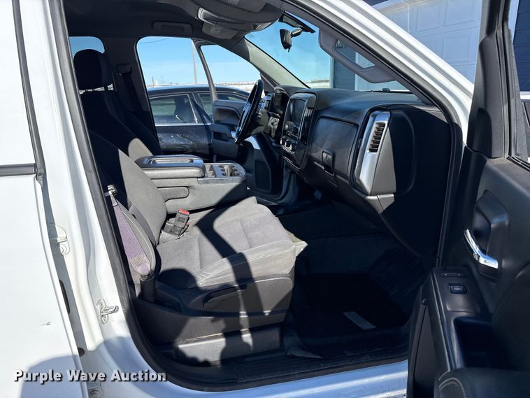 image for item EP2770 2017 Chevrolet Silverado 1500 Crew Cab pickup truck