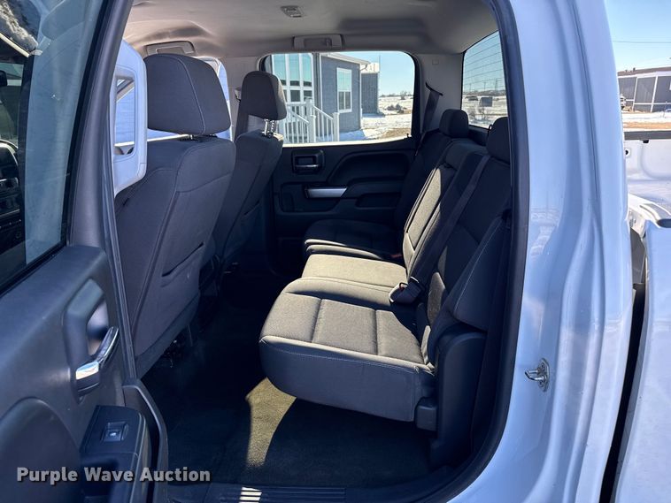 image for item EP2770 2017 Chevrolet Silverado 1500 Crew Cab pickup truck