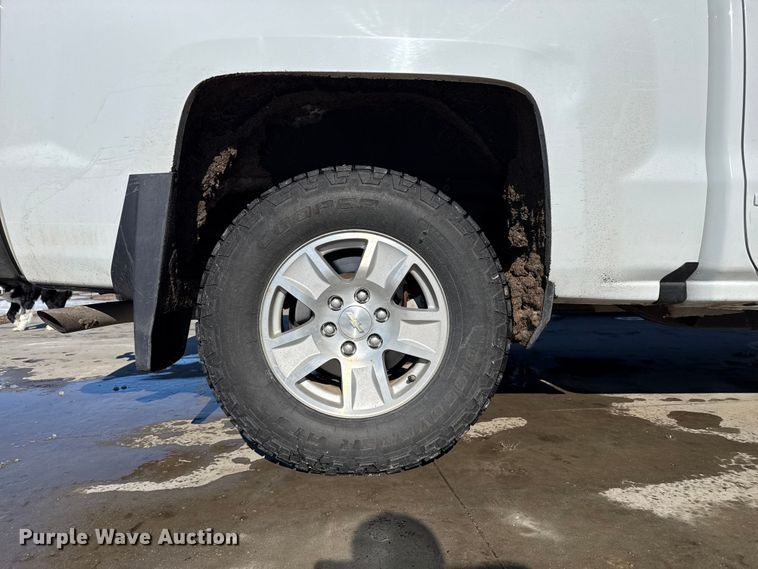 image for item EP2770 2017 Chevrolet Silverado 1500 Crew Cab pickup truck