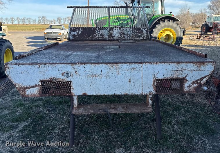 image for item EP2776 Flatbed