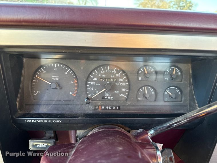 image for item EP2777 1989 Dodge Dakota pickup truck