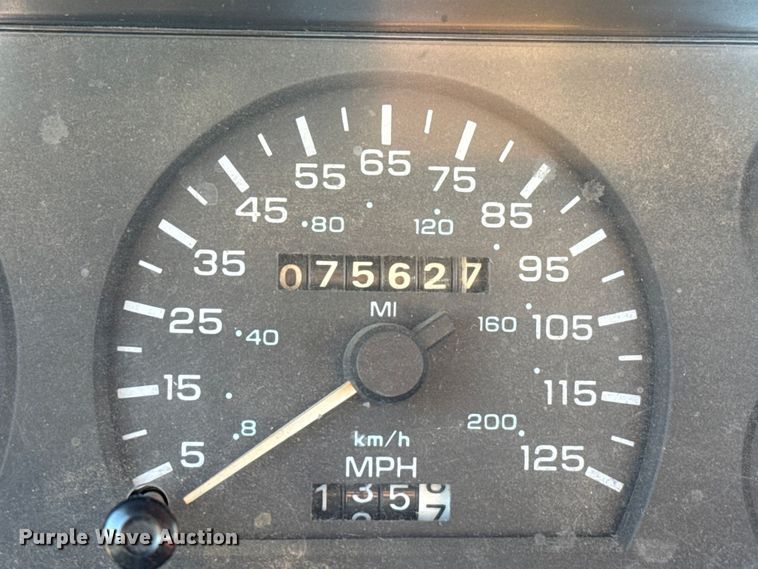 image for item EP2777 1989 Dodge Dakota pickup truck