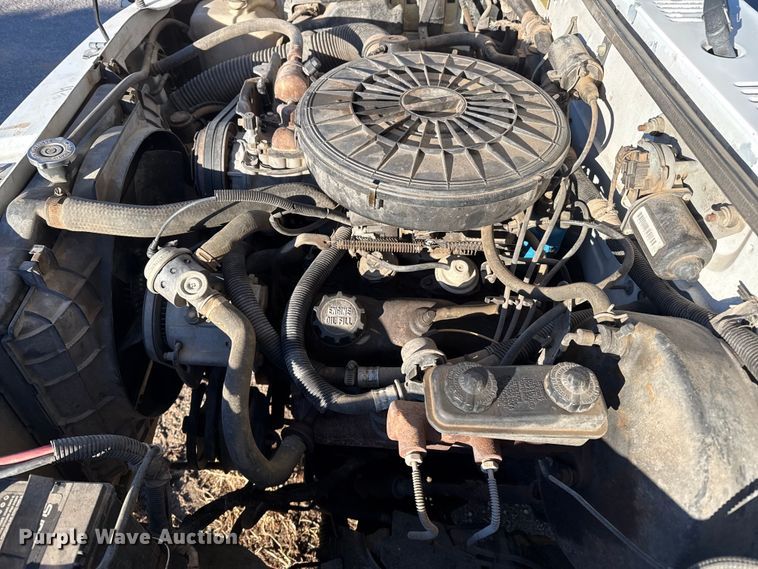 image for item EP2777 1989 Dodge Dakota pickup truck