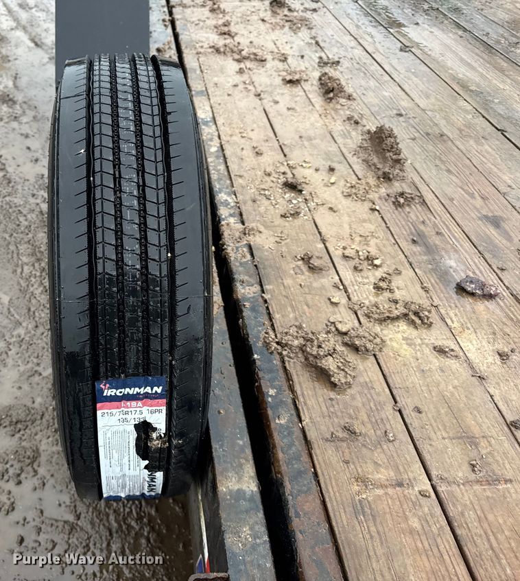 image for item ER0381 2020 Sure-trac equipment trailer