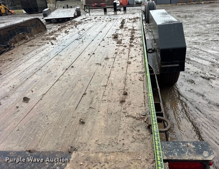 image for item ER0381 2020 Sure-trac equipment trailer