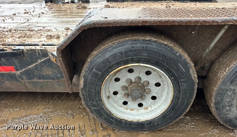 image for item ER0381 2020 Sure-trac equipment trailer