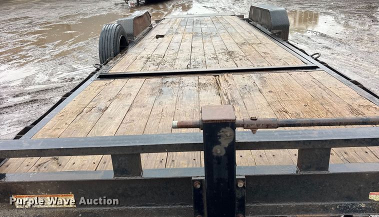 image for item ER0382 2020 Sure-trac equipment trailer