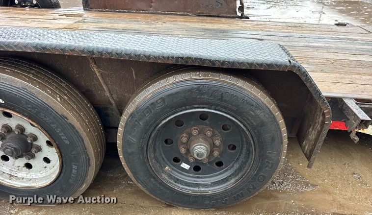 image for item ER0382 2020 Sure-trac equipment trailer