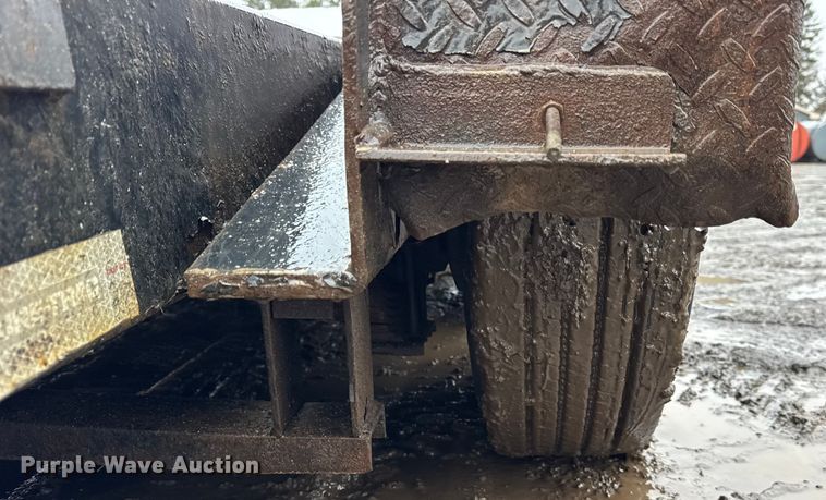 image for item ER0382 2020 Sure-trac equipment trailer