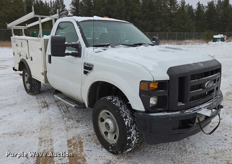 image for item ES2595 2008 Ford F250 Super Duty utility bed pickup truck