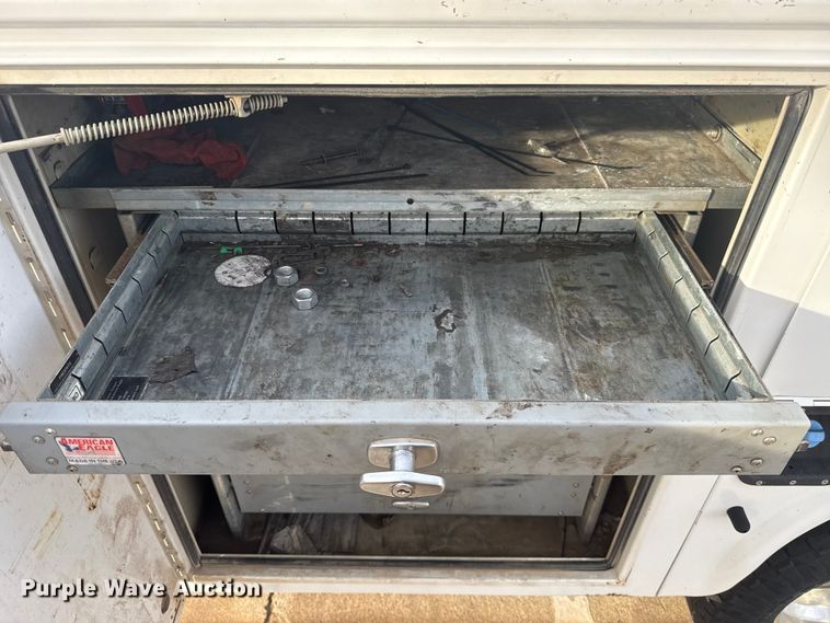 image for item ES5618 2018 Ford F350 Super Duty Ext. Cab utility bed pickup truck