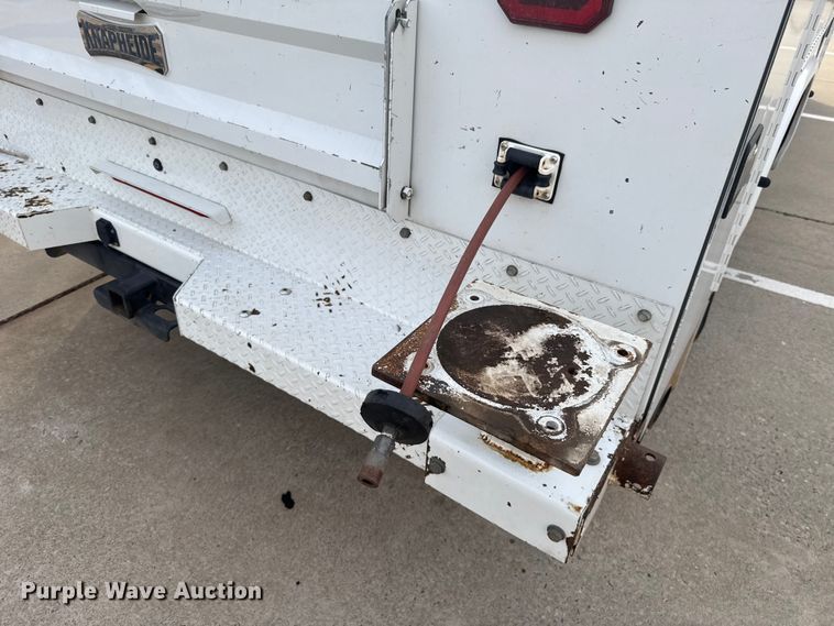 image for item ES5618 2018 Ford F350 Super Duty Ext. Cab utility bed pickup truck