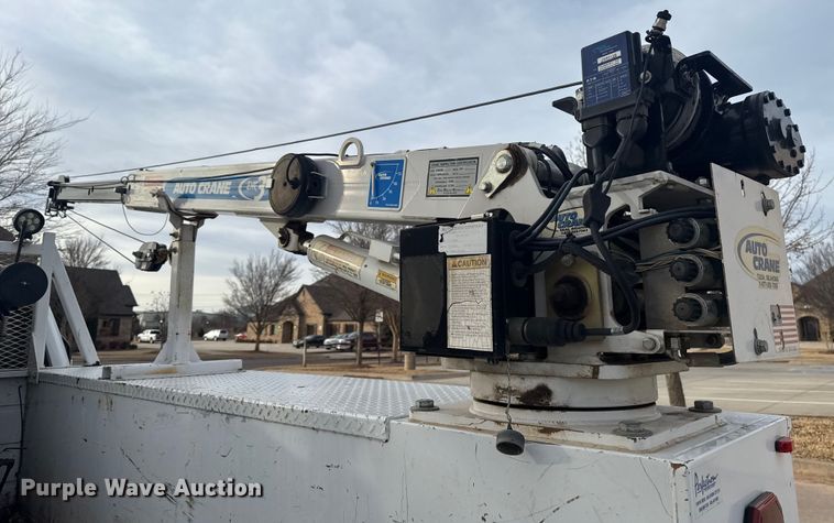 image for item ES5618 2018 Ford F350 Super Duty Ext. Cab utility bed pickup truck