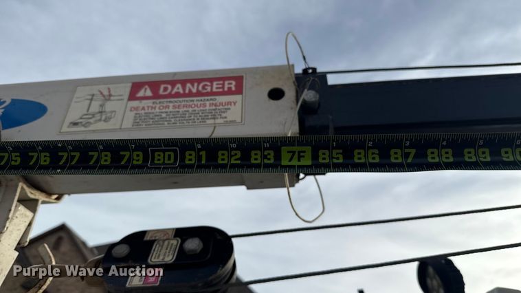 image for item ES5618 2018 Ford F350 Super Duty Ext. Cab utility bed pickup truck