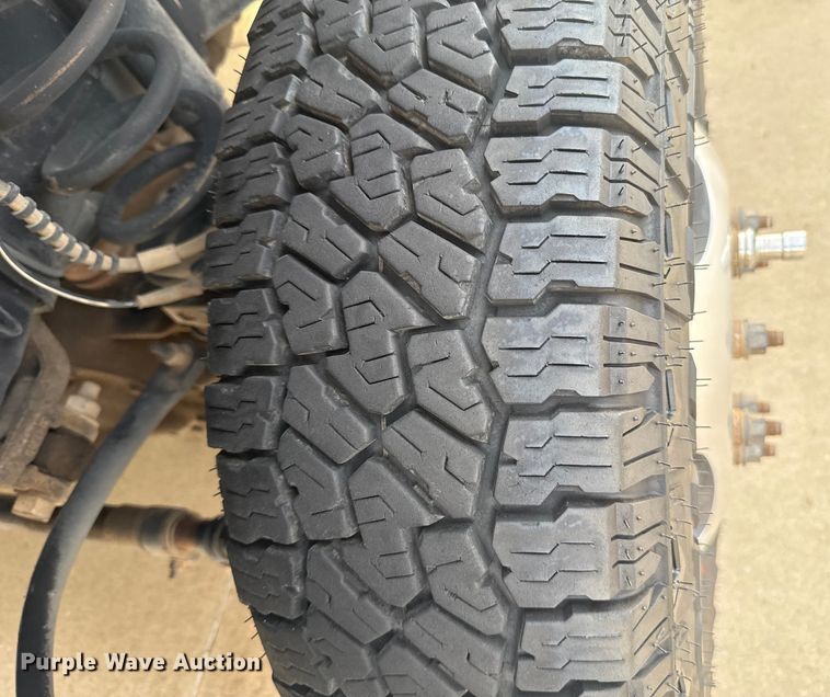 image for item ES5618 2018 Ford F350 Super Duty Ext. Cab utility bed pickup truck