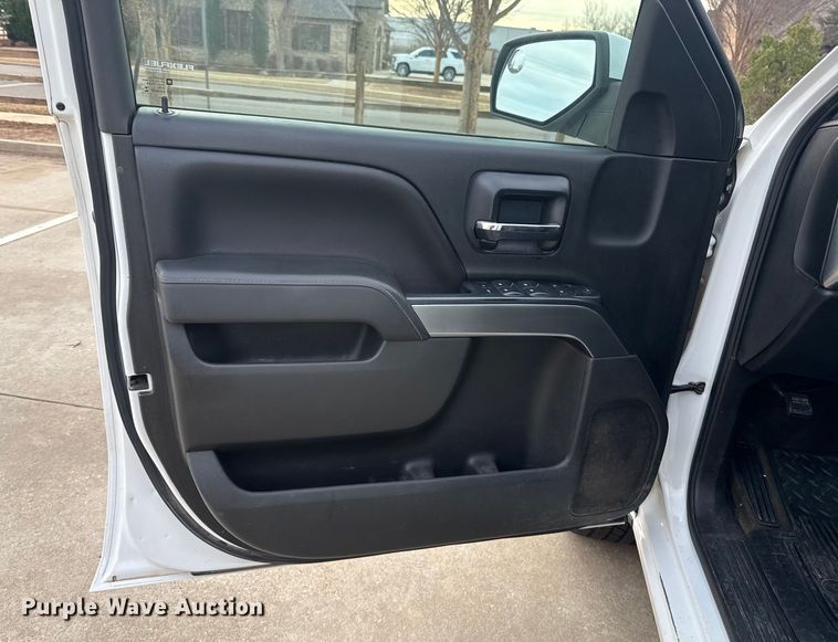 image for item ES5619 2014 Chevrolet Silverado 1500 Crew Cab pickup truck