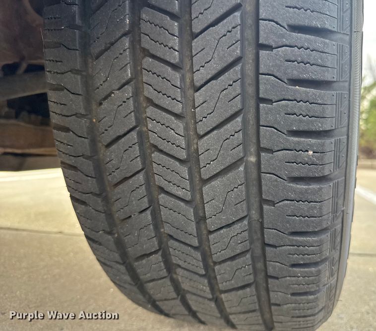 image for item ES5619 2014 Chevrolet Silverado 1500 Crew Cab pickup truck