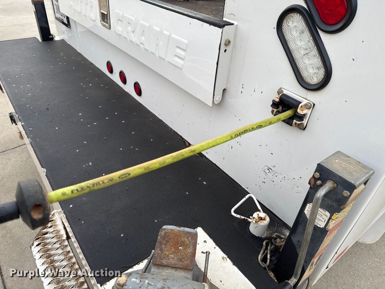 image for item ES5620 2019 Ford F350 Super Duty Ext. Cab utility bed pickup truck