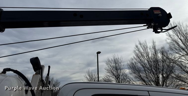 image for item ES5620 2019 Ford F350 Super Duty Ext. Cab utility bed pickup truck