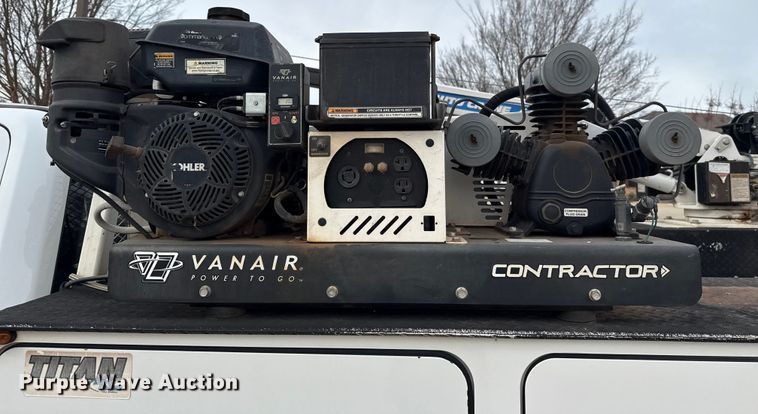 image for item ES5620 2019 Ford F350 Super Duty Ext. Cab utility bed pickup truck