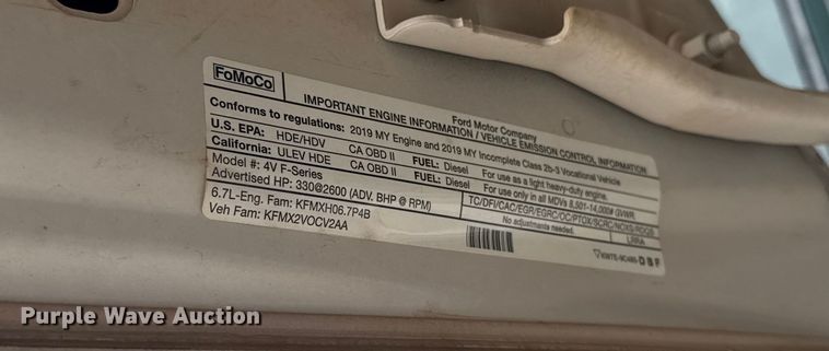 image for item ES5620 2019 Ford F350 Super Duty Ext. Cab utility bed pickup truck