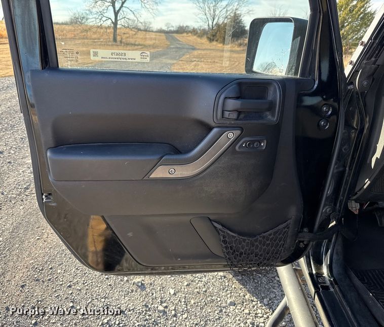 image for item ES5679 2014 Jeep Wrangler SUV