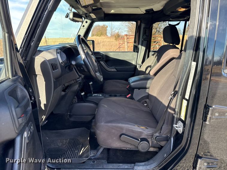 image for item ES5679 2014 Jeep Wrangler SUV