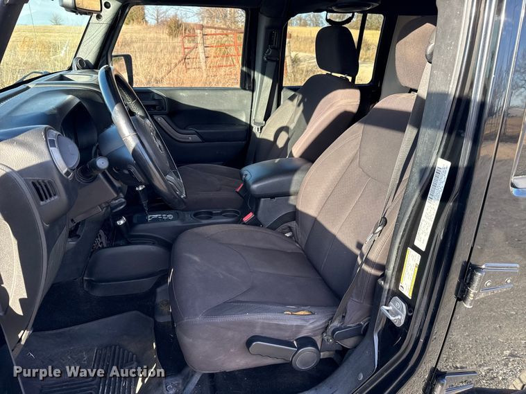 image for item ES5679 2014 Jeep Wrangler SUV