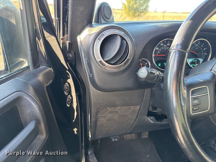 image for item ES5679 2014 Jeep Wrangler SUV