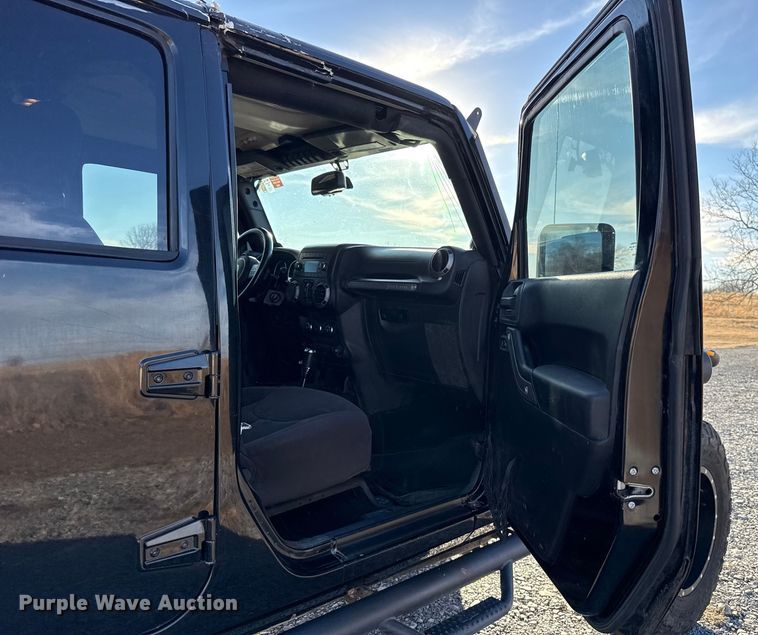 image for item ES5679 2014 Jeep Wrangler SUV