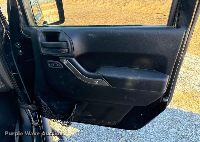 image for item ES5679 2014 Jeep Wrangler SUV