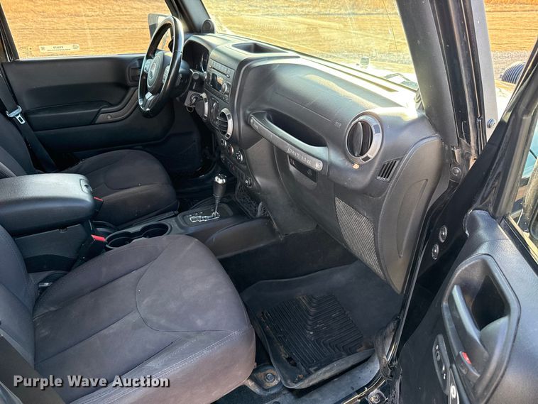 image for item ES5679 2014 Jeep Wrangler SUV