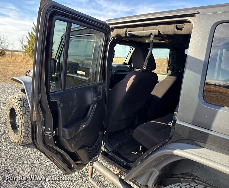 image for item ES5679 2014 Jeep Wrangler SUV