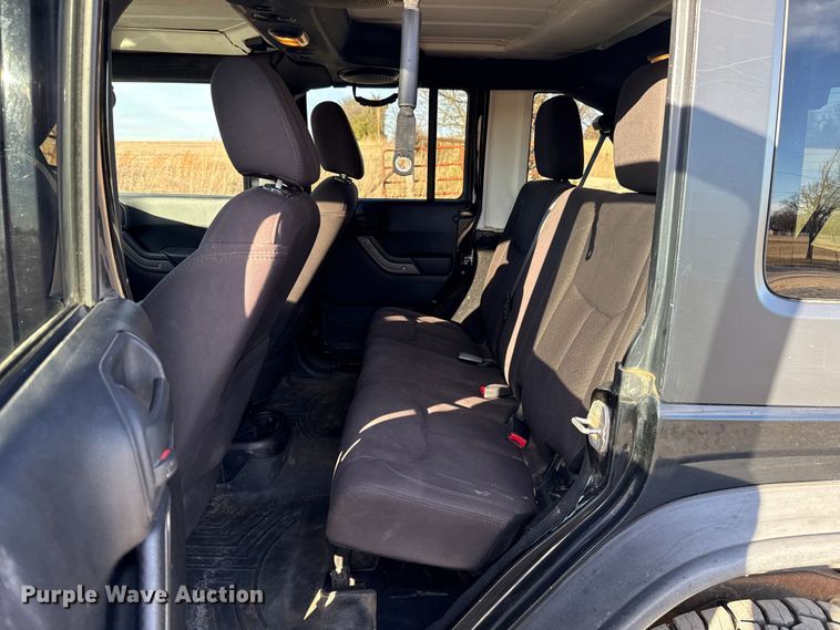 image for item ES5679 2014 Jeep Wrangler SUV