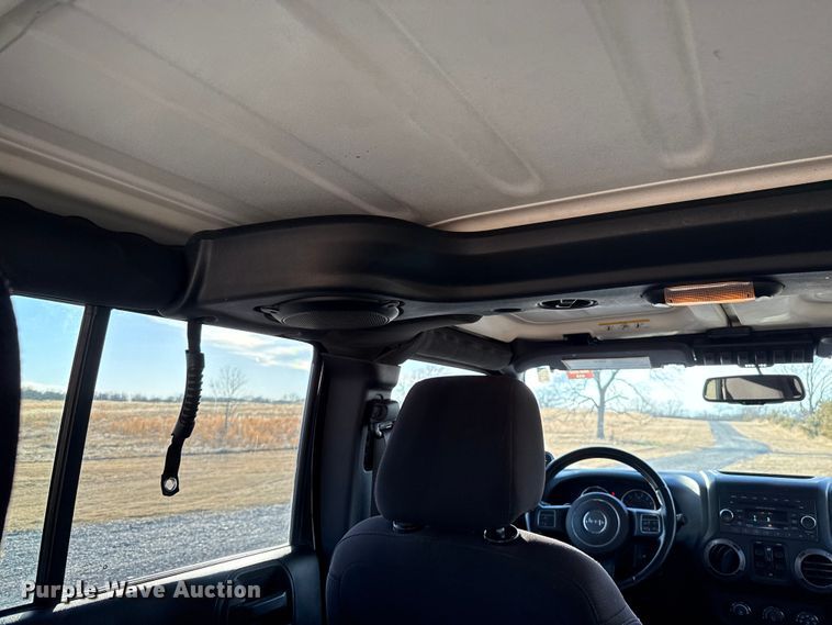 image for item ES5679 2014 Jeep Wrangler SUV