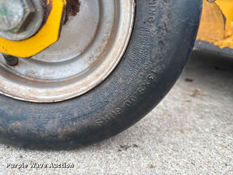 image for item ES5683 Hustler Raptor SD ZTR lawn mower