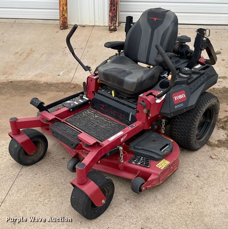 image for item ES5685 Toro Z-Master 2000 ZTR lawn mower