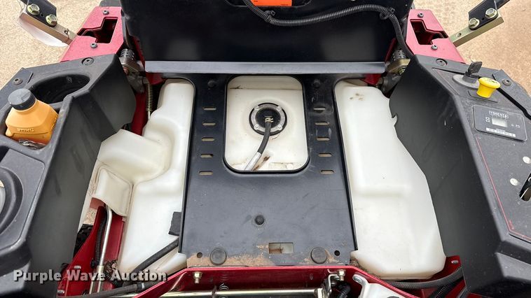 image for item ES5685 Toro Z-Master 2000 ZTR lawn mower