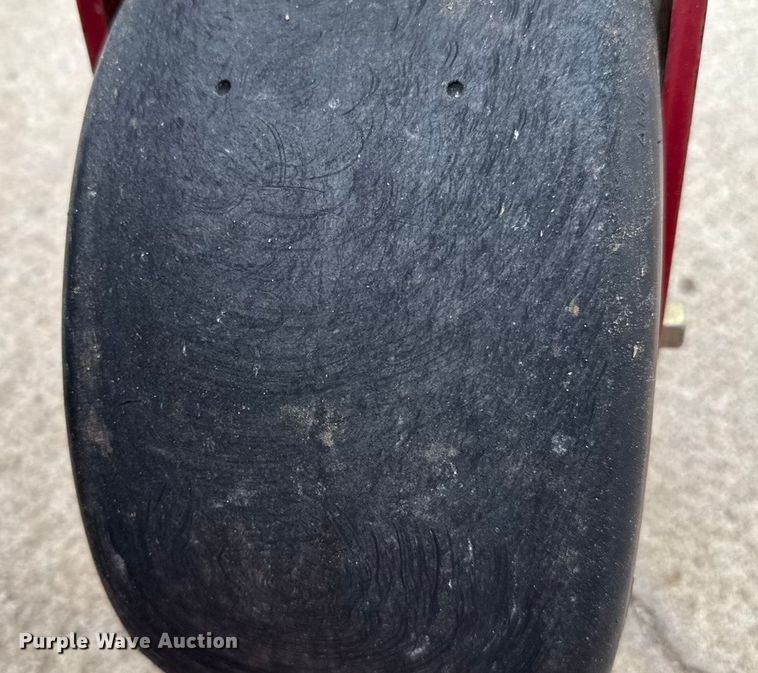 image for item ES5685 Toro Z-Master 2000 ZTR lawn mower