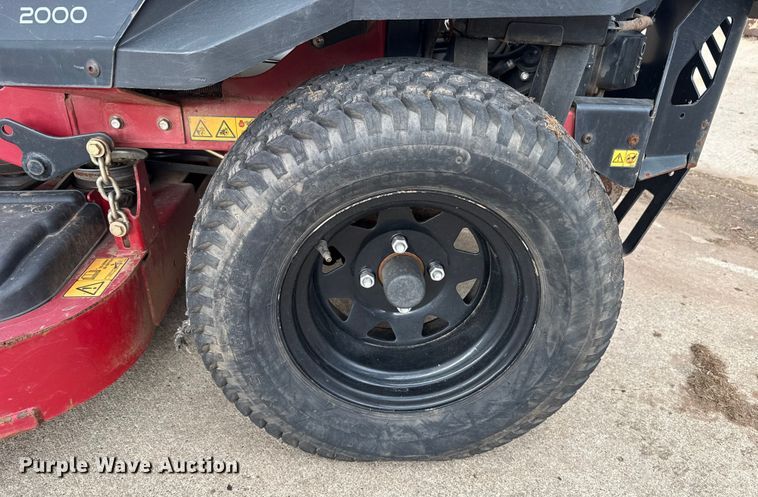 image for item ES5686 Toro Z-Master 2000 ZTR lawn mower