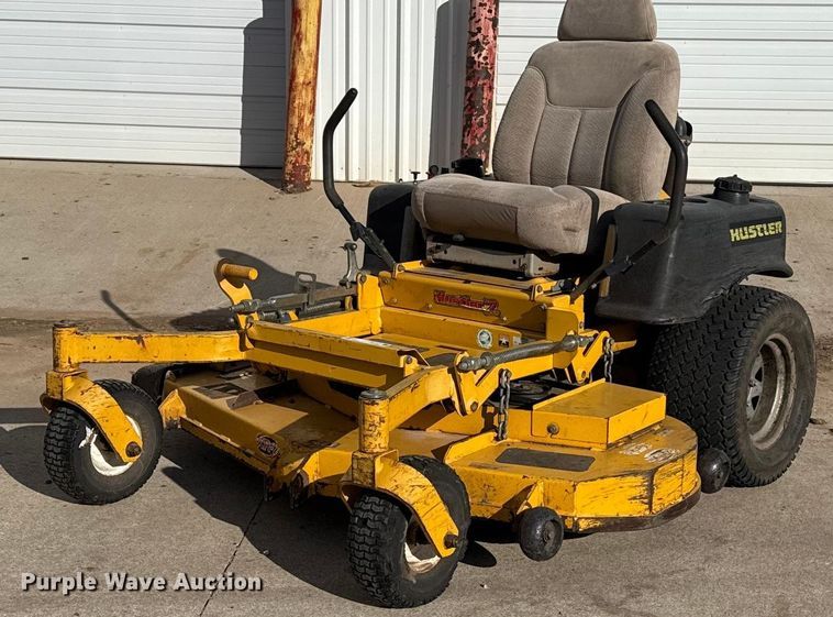 image for item ES5687 Hustler XR-7 ZTR lawn mower