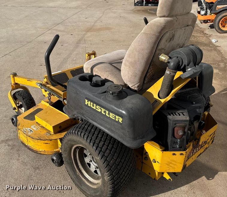image for item ES5687 Hustler XR-7 ZTR lawn mower