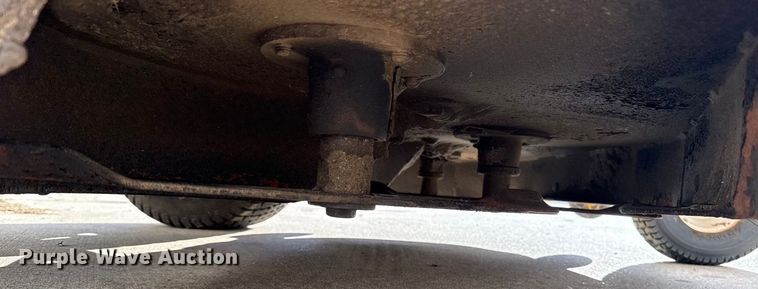 image for item ES5687 Hustler XR-7 ZTR lawn mower